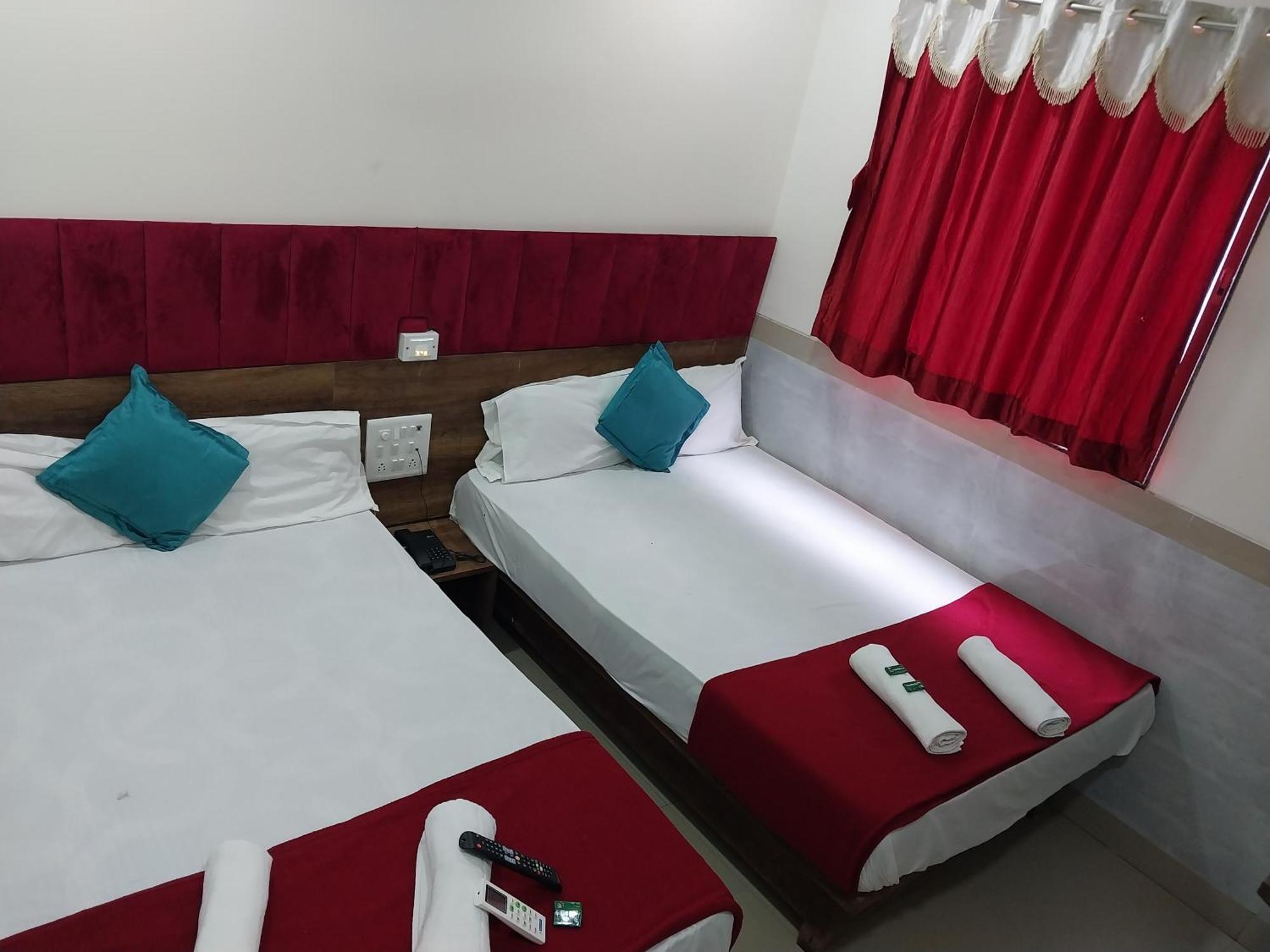 Hotel New Balaji Residency Mumbai Exterior foto