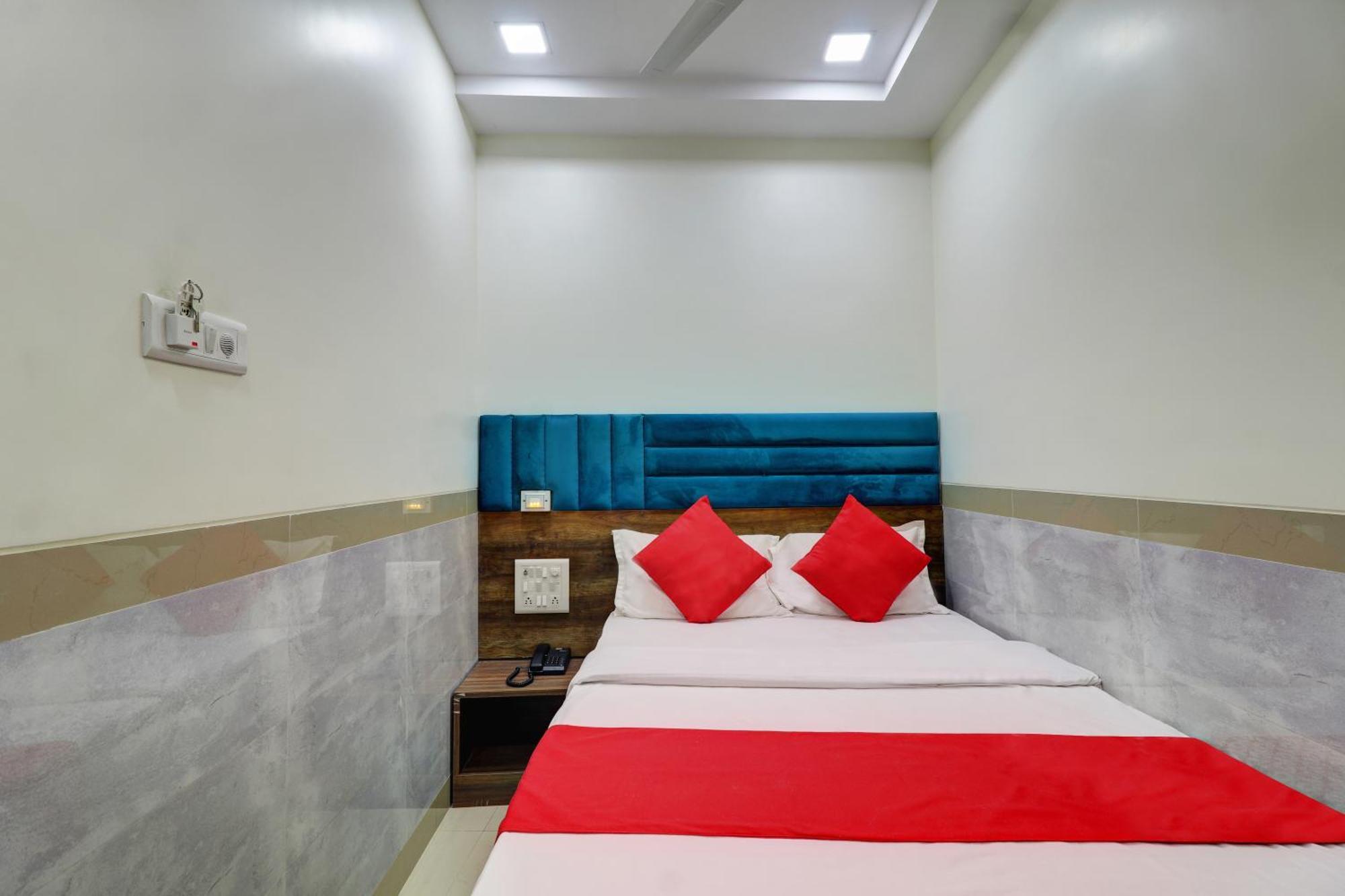 Hotel New Balaji Residency Mumbai Exterior foto